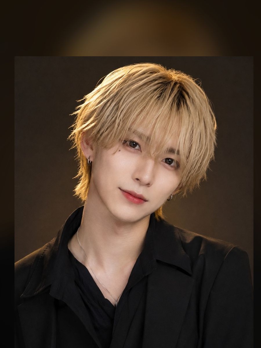 ホストの宣材写真アフター（プロ仕上げ）